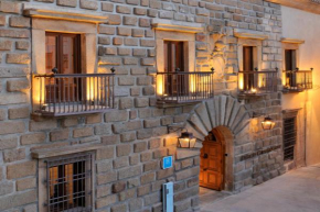 Отель Palacio Carvajal Girón  Пласенсиа
